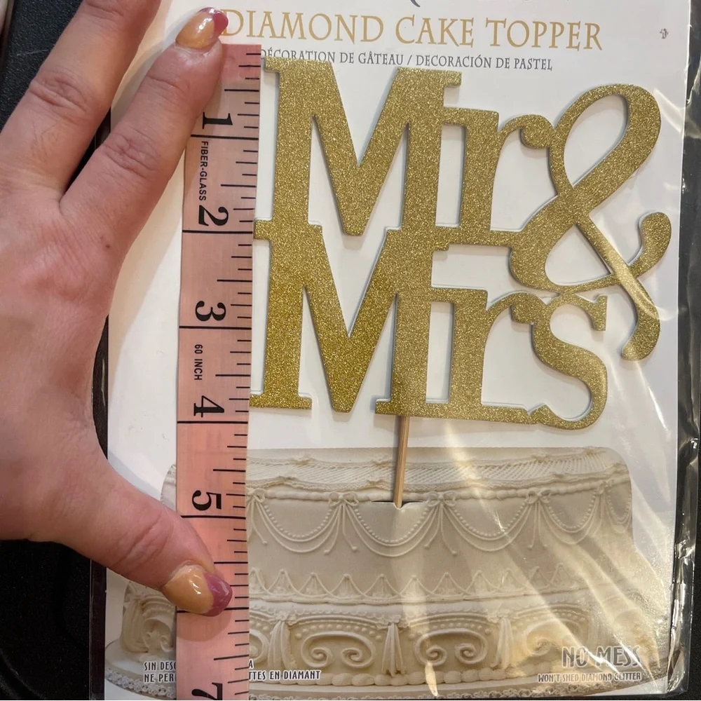 Diamond Glitter Mr & Mrs Cake Topper, Gold, 6-1/2-Inch (Gold)
